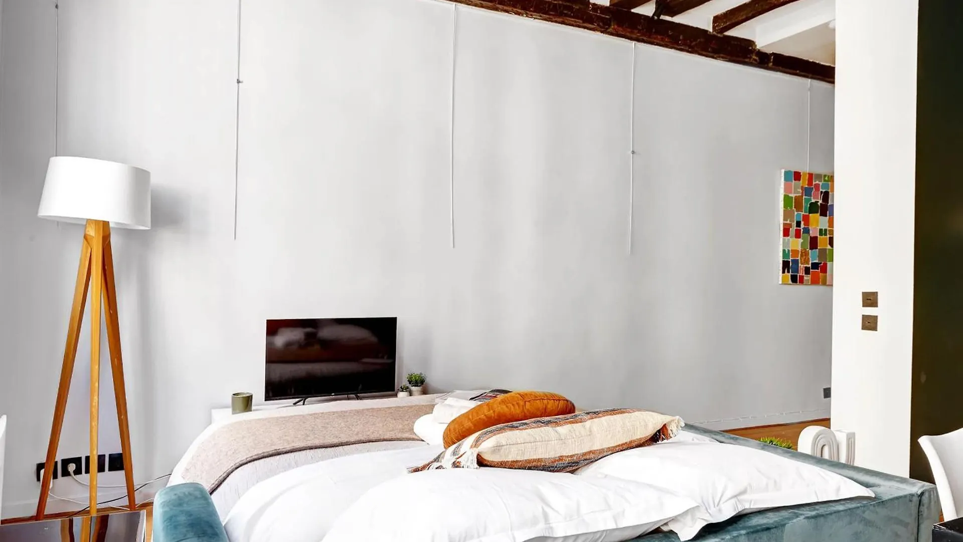 Central 1Br In Le Marais - Close To Notre-Dame Paris France